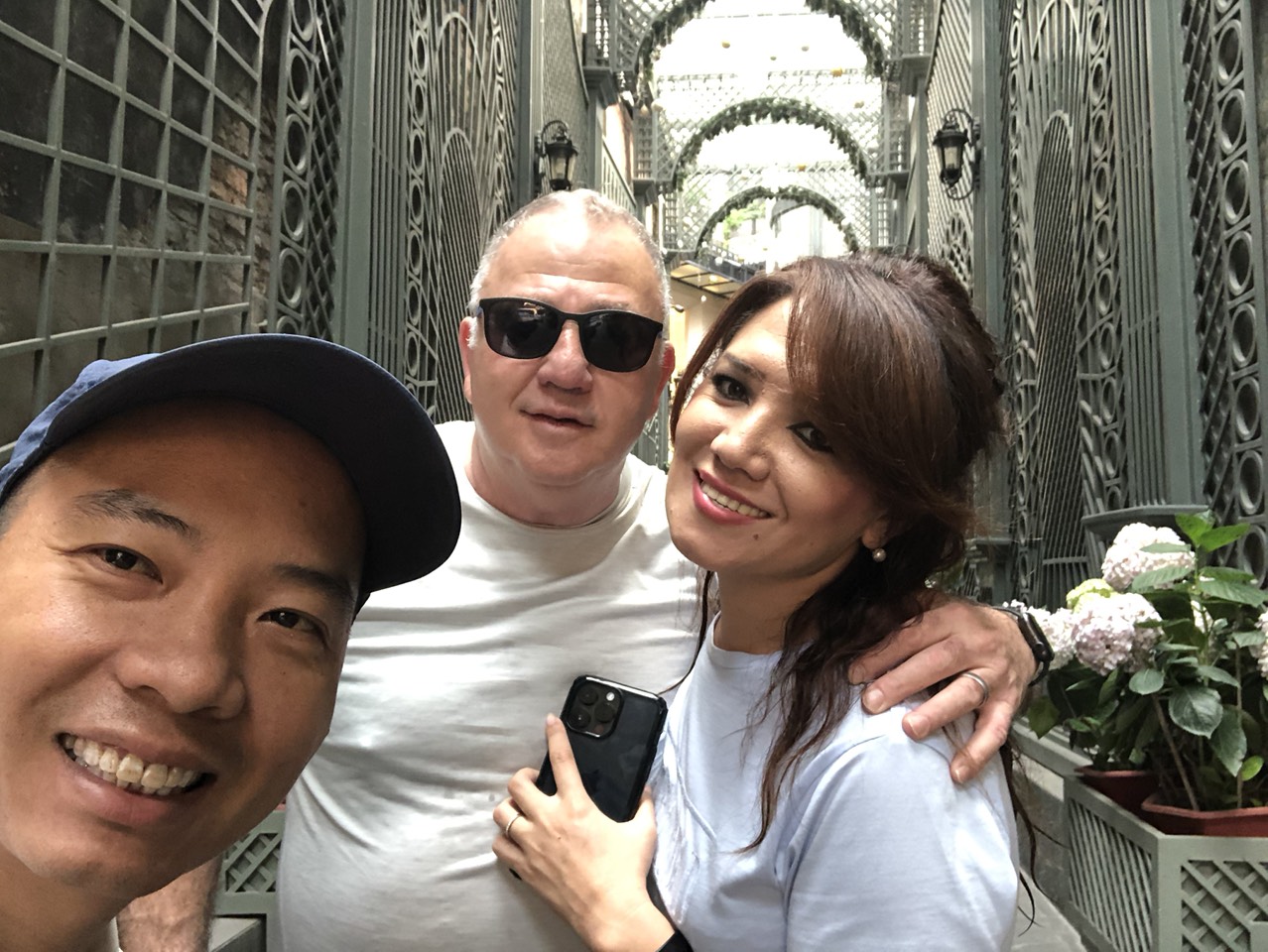 Tour guide Sunny taking selfie with nice customers